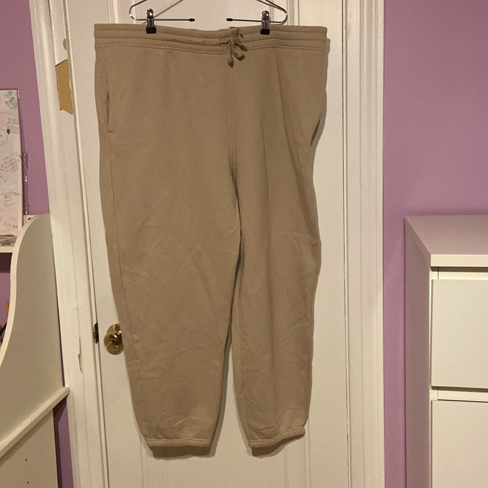 Old Navy sweatpants